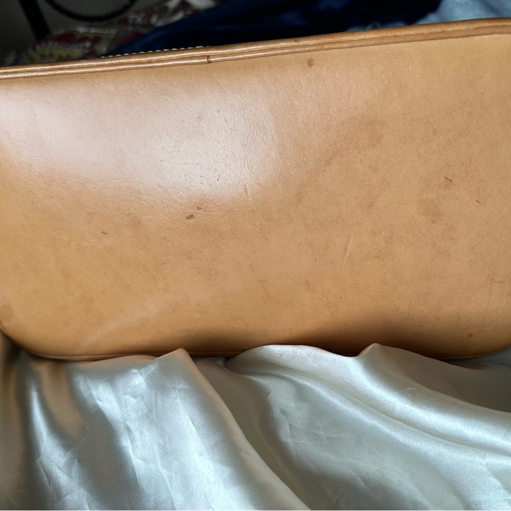 Louis Vuitton Monogram Alma PM - Picture 8 of 16